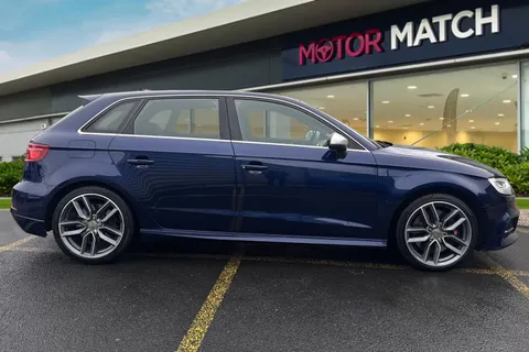 DP68CKO Audi S3 2.0 TFSI Sportback S Tronic quattro Euro 6 (s/s) 5dr Thumbnail #4