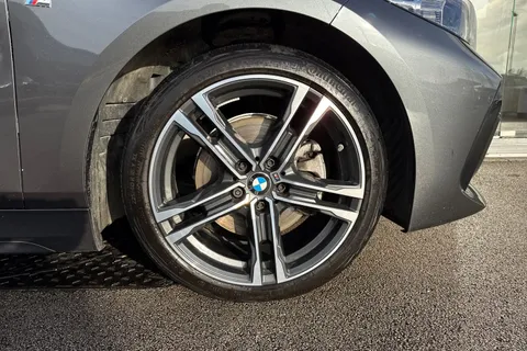 DY70EOB BMW 1 Series 1.5 118i M Sport DCT Euro 6 (s/s) 5dr Thumbnail #11