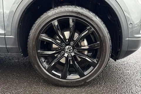 MK73NXZ Volkswagen T-Roc 1.5 TSI Style 5dr DSG **BLACK DESIGN PACK** Thumbnail #11