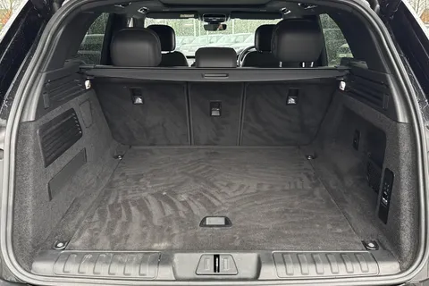 KT73FRO Land Rover Range Rover Sport 3.0 D300 Dynamic SE 5dr Thumbnail #11