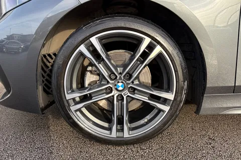 DY70EOB BMW 1 Series 1.5 118i M Sport DCT Euro 6 (s/s) 5dr Thumbnail #13