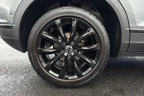 MK73NXZ Volkswagen T-Roc 1.5 TSI Style 5dr DSG **BLACK DESIGN PACK** Thumbnail #14