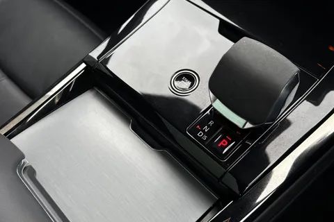 KT73FRO Land Rover Range Rover Sport 3.0 D300 Dynamic SE 5dr Thumbnail #14