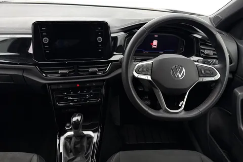 MK73NXZ Volkswagen T-Roc 1.5 TSI Style 5dr DSG **BLACK DESIGN PACK** Thumbnail #19