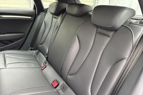 DP68CKO Audi S3 2.0 TFSI Sportback S Tronic quattro Euro 6 (s/s) 5dr Thumbnail #19