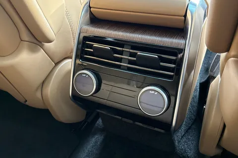 KW74LRA Land Rover Range Rover 3.0 D350 Autobiography 5dr Thumbnail #19