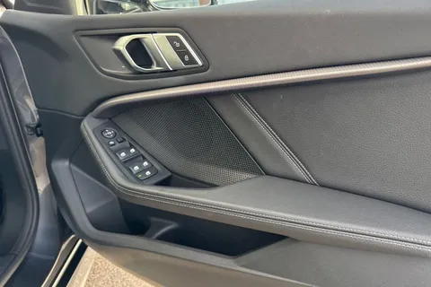 DY70EOB BMW 1 Series 1.5 118i M Sport DCT Euro 6 (s/s) 5dr Thumbnail #22