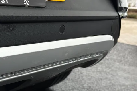 MK73NXZ Volkswagen T-Roc 1.5 TSI Style 5dr DSG **BLACK DESIGN PACK** Thumbnail #31