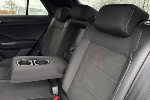 MK73NXZ Volkswagen T-Roc 1.5 TSI Style 5dr DSG **BLACK DESIGN PACK** Thumbnail #33