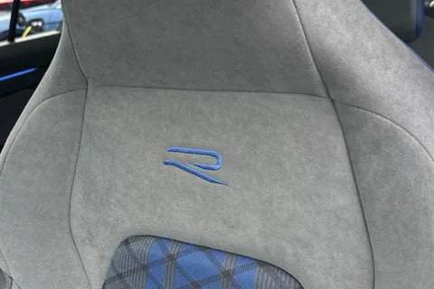 ML75YLZ Volkswagen Golf 2.0 TSI 333 R Black Edition 4Motion 5dr DSG **19'WARMENAU ALLOYS, PAN ROOF, Thumbnail #32