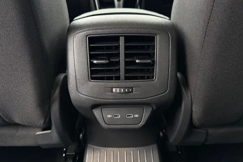 MK73NXZ Volkswagen T-Roc 1.5 TSI Style 5dr DSG **BLACK DESIGN PACK** Thumbnail #34