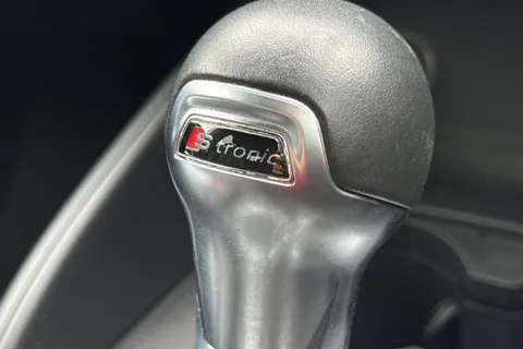 DP68CKO Audi S3 2.0 TFSI Sportback S Tronic quattro Euro 6 (s/s) 5dr Thumbnail #33