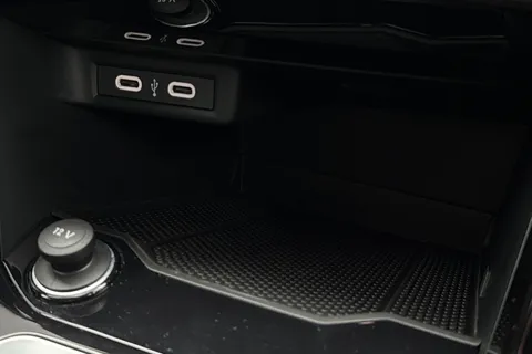 MK73NXZ Volkswagen T-Roc 1.5 TSI Style 5dr DSG **BLACK DESIGN PACK** Thumbnail #35