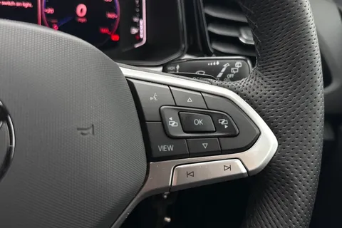 MV75UKO Volkswagen T-Roc 1.5 TSI Black Edition 5dr DSG **19' MISANO BLACK ALLOYS, REAR CAM** Thumbnail #34