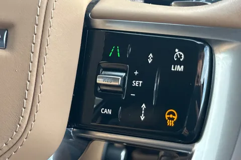 KW74LRA Land Rover Range Rover 3.0 D350 Autobiography 5dr Thumbnail #35