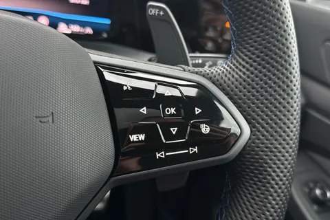 ML75YLZ Volkswagen Golf 2.0 TSI 333 R Black Edition 4Motion 5dr DSG **19'WARMENAU ALLOYS, PAN ROOF, Thumbnail #34