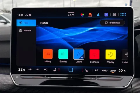 ML75YLZ Volkswagen Golf 2.0 TSI 333 R Black Edition 4Motion 5dr DSG **19'WARMENAU ALLOYS, PAN ROOF, Thumbnail #41