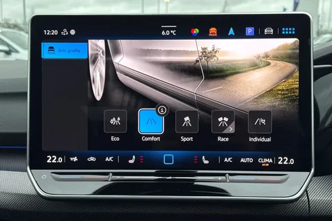 ML75YLZ Volkswagen Golf 2.0 TSI 333 R Black Edition 4Motion 5dr DSG **19'WARMENAU ALLOYS, PAN ROOF, Thumbnail #42