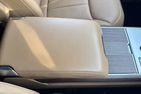 KW74LRA Land Rover Range Rover 3.0 D350 Autobiography 5dr Thumbnail #49