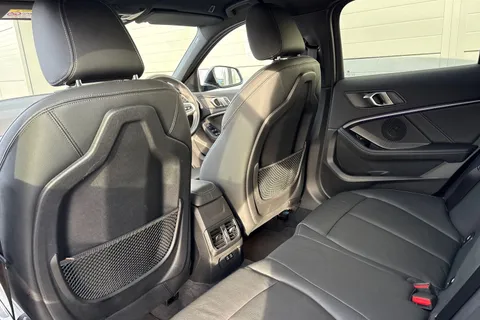 DY70EOB BMW 1 Series 1.5 118i M Sport DCT Euro 6 (s/s) 5dr Thumbnail #58