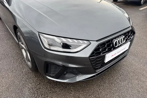 KE21MPO Audi A4 Avant Avant Black Edition 35 TDI 163 PS S tronic Thumbnail #10