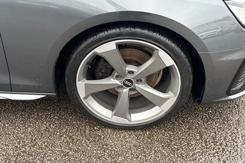 KE21MPO Audi A4 Avant Avant Black Edition 35 TDI 163 PS S tronic Thumbnail #12