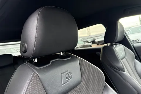 KE21MPO Audi A4 Avant Avant Black Edition 35 TDI 163 PS S tronic Thumbnail #25