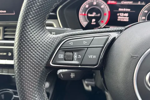 KE21MPO Audi A4 Avant Avant Black Edition 35 TDI 163 PS S tronic Thumbnail #27