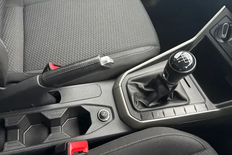 MM21VHV Volkswagen Polo 1.0 TSI 95 Match 5dr Thumbnail #23