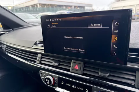 KE21MPO Audi A4 Avant Avant Black Edition 35 TDI 163 PS S tronic Thumbnail #34