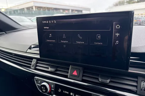 KE21MPO Audi A4 Avant Avant Black Edition 35 TDI 163 PS S tronic Thumbnail #48