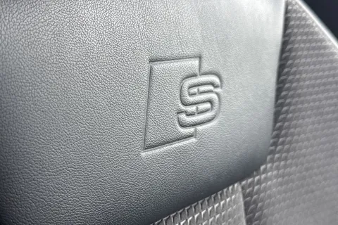 KE21MPO Audi A4 Avant Avant Black Edition 35 TDI 163 PS S tronic Thumbnail #57