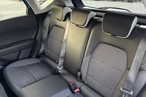 YB70HTA Renault Captur 1.3 TCe S Edition EDC Euro 6 (s/s) 5dr Thumbnail #20