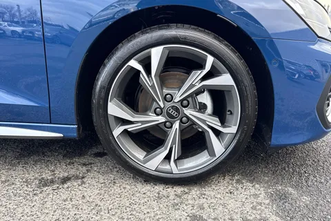  Audi A3 1.5 TFSI 30 S line Sportback Euro 6 (s/s) 5dr Thumbnail #13