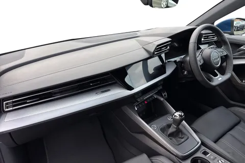  Audi A3 1.5 TFSI 30 S line Sportback Euro 6 (s/s) 5dr Thumbnail #15