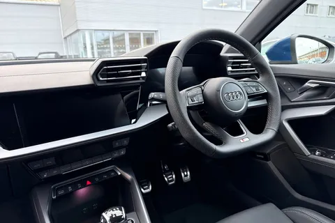  Audi A3 1.5 TFSI 30 S line Sportback Euro 6 (s/s) 5dr Thumbnail #18