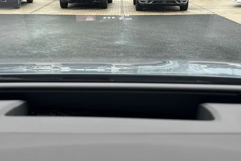 GJ75RZK Volkswagen Id.7 210kW Match Pro Plus 77kWh 5dr Auto **EXTERIOR BLACK STYLING PACK** Thumbnail #35