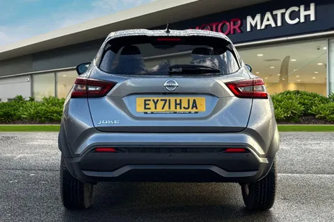 EY71HJA Nissan Juke 1.0 DIG-T N-Connecta DCT Auto Euro 6 (s/s) 5dr Thumbnail #5