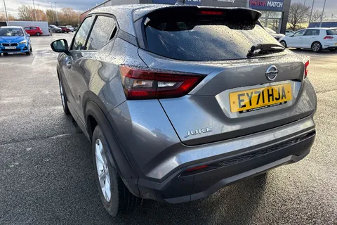 EY71HJA Nissan Juke 1.0 DIG-T N-Connecta DCT Auto Euro 6 (s/s) 5dr Thumbnail #9