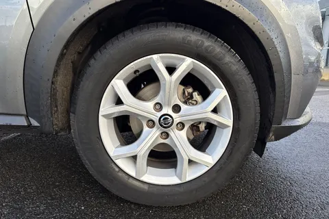 EY71HJA Nissan Juke 1.0 DIG-T N-Connecta DCT Auto Euro 6 (s/s) 5dr Thumbnail #11