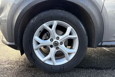 EY71HJA Nissan Juke 1.0 DIG-T N-Connecta DCT Auto Euro 6 (s/s) 5dr Thumbnail #13