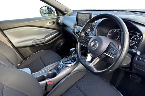 EY71HJA Nissan Juke 1.0 DIG-T N-Connecta DCT Auto Euro 6 (s/s) 5dr Thumbnail #15