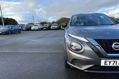 EY71HJA Nissan Juke 1.0 DIG-T N-Connecta DCT Auto Euro 6 (s/s) 5dr Thumbnail #26