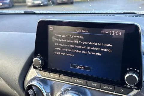 EY71HJA Nissan Juke 1.0 DIG-T N-Connecta DCT Auto Euro 6 (s/s) 5dr Thumbnail #43