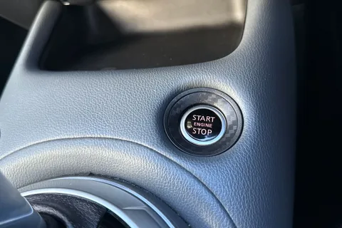 EY71HJA Nissan Juke 1.0 DIG-T N-Connecta DCT Auto Euro 6 (s/s) 5dr Thumbnail #47