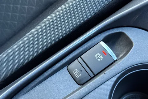 EY71HJA Nissan Juke 1.0 DIG-T N-Connecta DCT Auto Euro 6 (s/s) 5dr Thumbnail #50