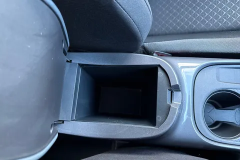 EY71HJA Nissan Juke 1.0 DIG-T N-Connecta DCT Auto Euro 6 (s/s) 5dr Thumbnail #53