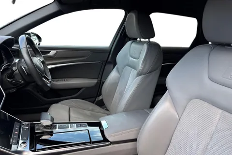 RO71OXN Audi A6 Avant Avant Black Edition 45 TFSI quattro 265 PS S tronic Thumbnail #17