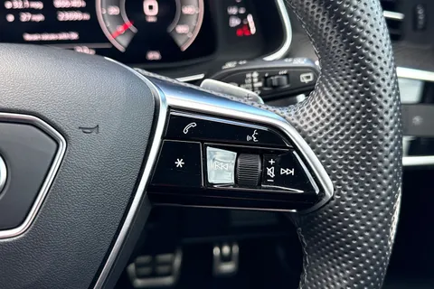 RO71OXN Audi A6 Avant Avant Black Edition 45 TFSI quattro 265 PS S tronic Thumbnail #26