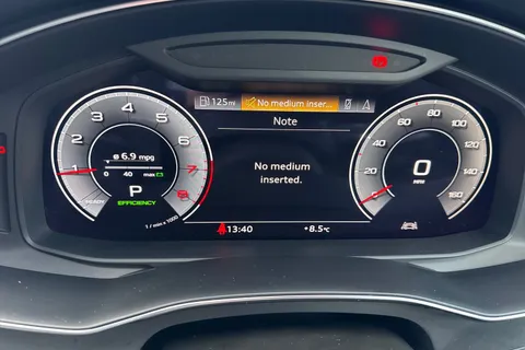 RO71OXN Audi A6 Avant Avant Black Edition 45 TFSI quattro 265 PS S tronic Thumbnail #29